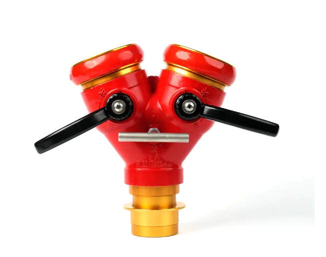 Ano ang mga bentahe ng paggamit ng isang locking two-way fire hose distributor sa mataas na pagtaas ng gusali at mga senaryo ng pakikipaglaban sa kagubatan?